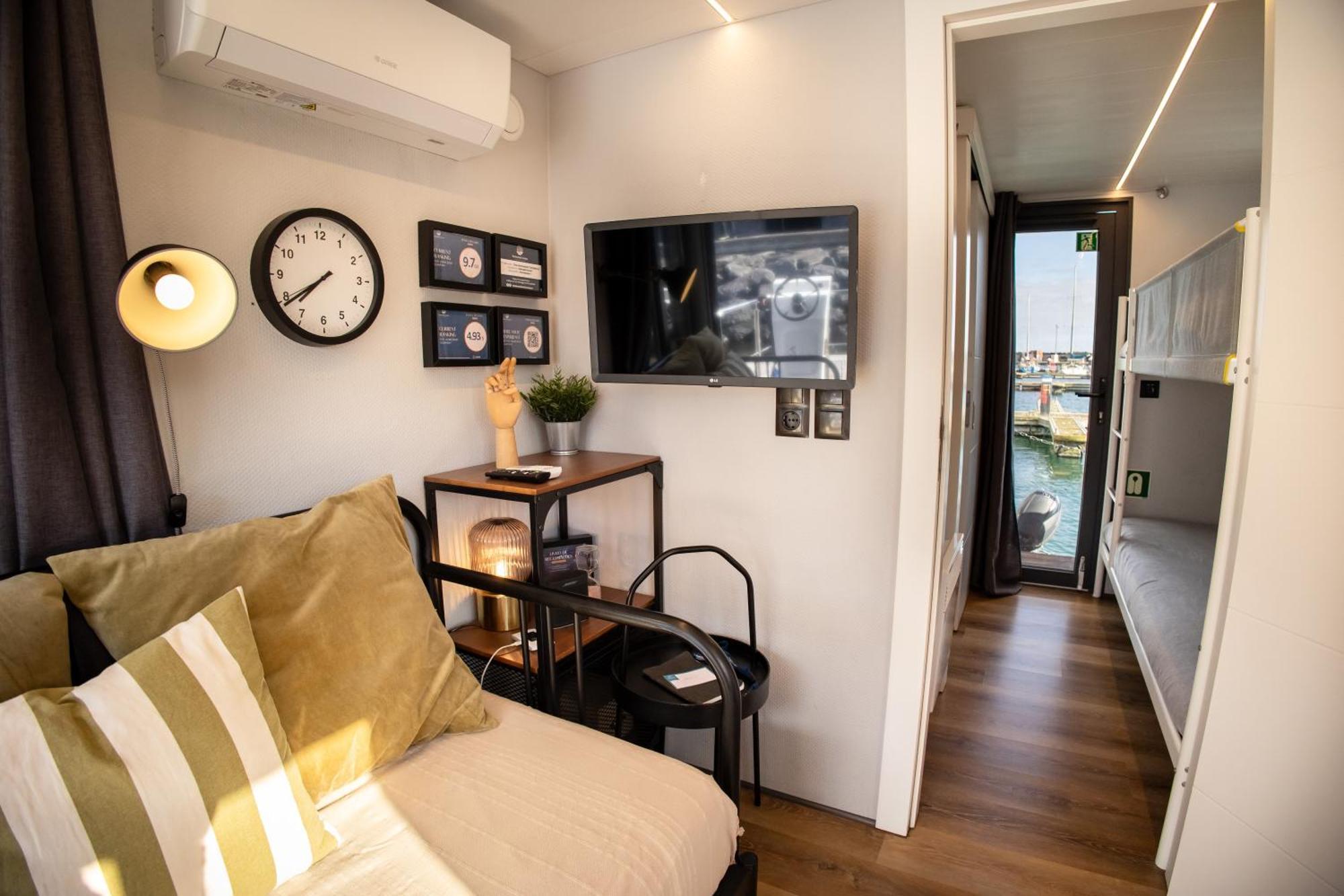 The Homeboat Company Sant'Elmo-Cagliari Exterior photo