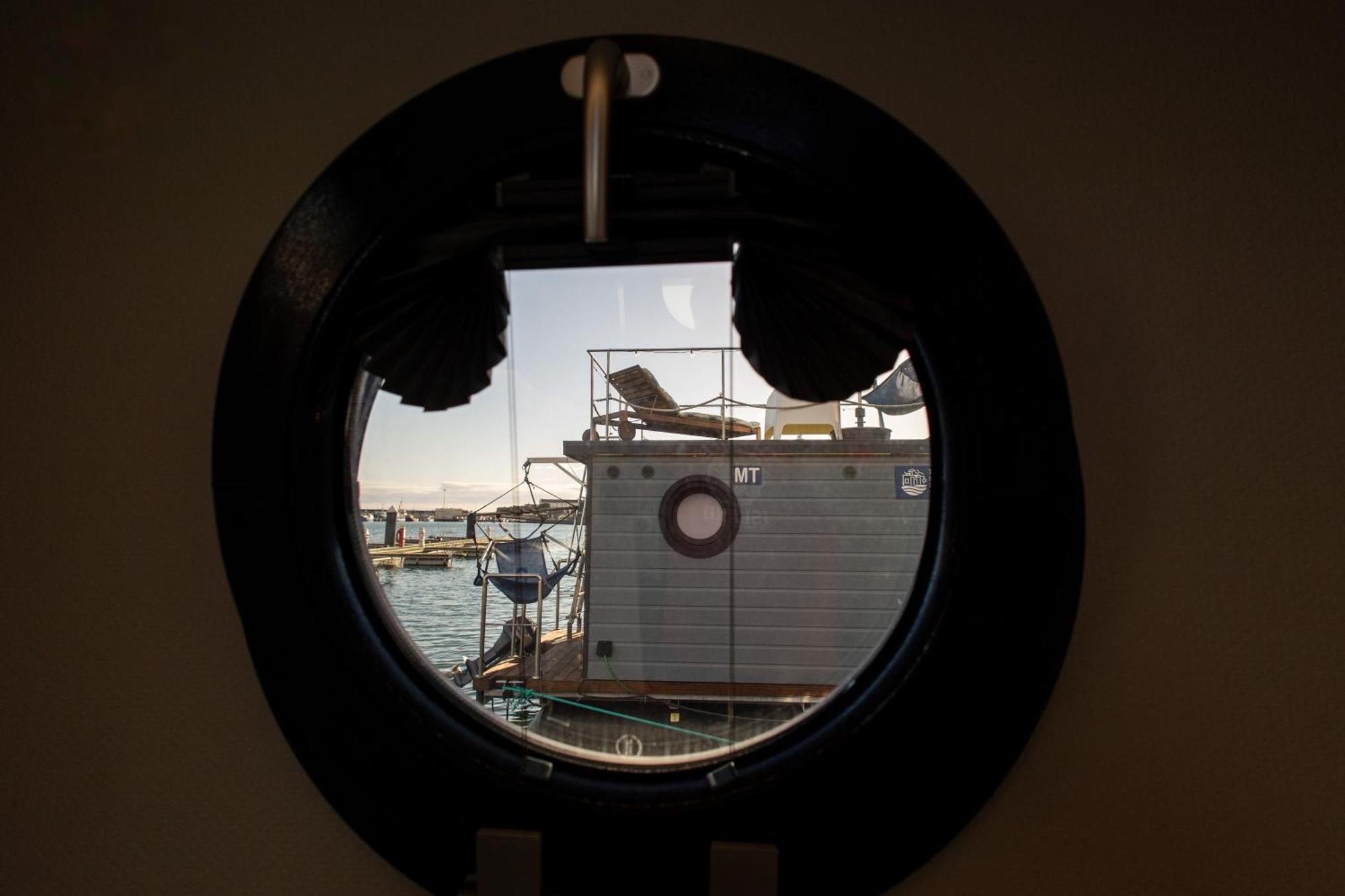 The Homeboat Company Sant'Elmo-Cagliari Exterior photo
